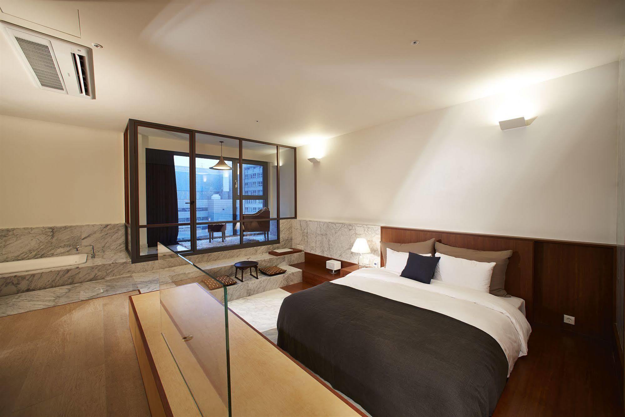Snow Hotel 首爾 外观 照片